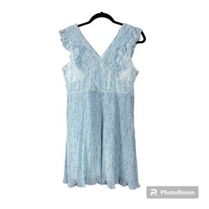 Avantlook v-neck, floral printed, side zip, sleeveless mini dress, Small, blue